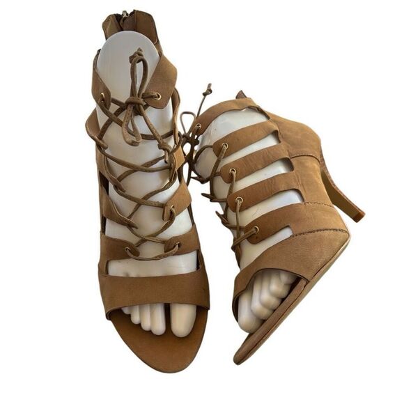 Tahari Size 8M Tan Suede Lace up Gladiator Camila Strappy Heels Back Zip Shoes - Picture 8 of 8